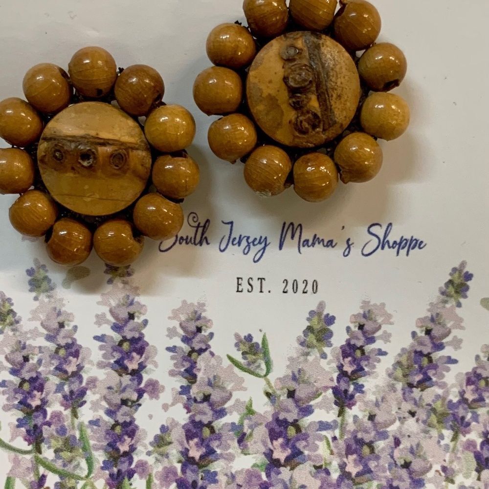 Vintage 1950s Clip Earrings Wooden Bead Flower Like Design Stamped Japan (J29)